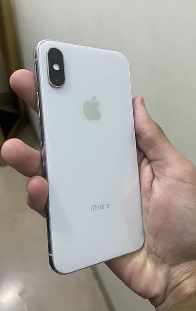 IPHONE XS. PTA APPROVED (256 GB).