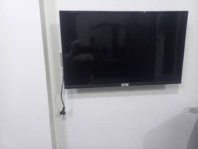 TCL 32 inches smart Android TV for sale