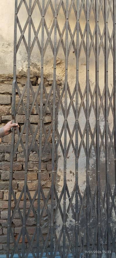 قینچی گیٹ براے فروخت