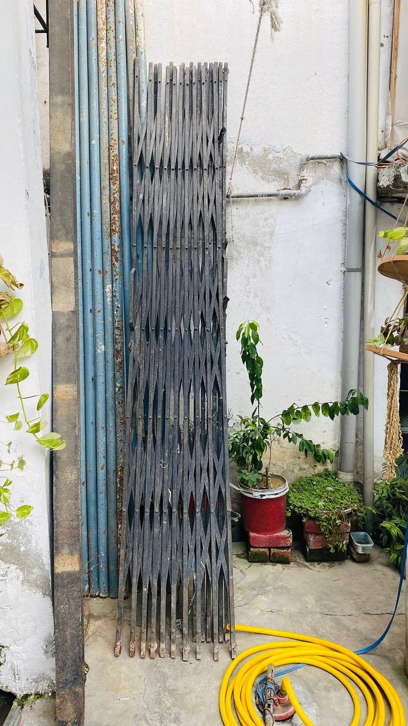 قینچی گیٹ براے فروخت 3