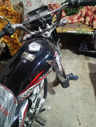 Honda 125 balk color barnd bike All Punjab register