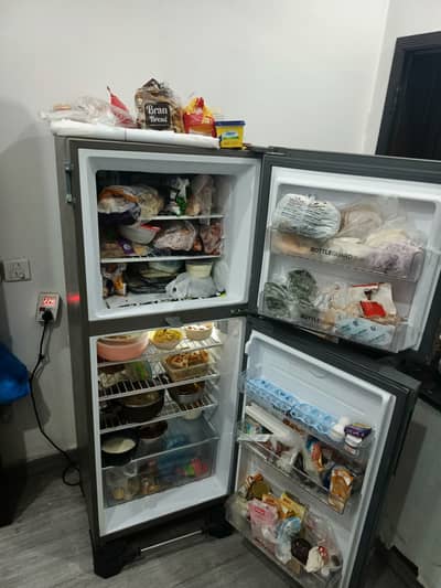 Like-New Refrigerator for Sale – 3 Years Old