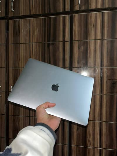 Apple Macbook Air M1   8/256