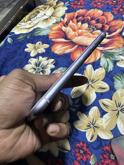 iPhone 11 pta approved 128 Gb 03099090222