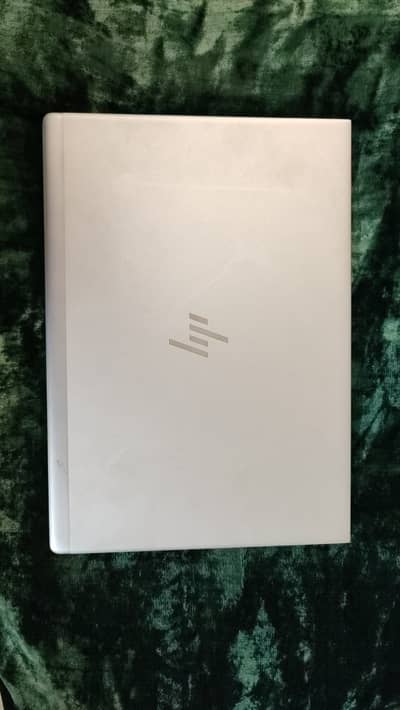 HP ELITEBOOK G6 i7.8TH GENERATION. SLIGHTLY USED.