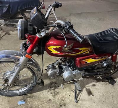 Honda cd70 bike 2006 model Karachi number