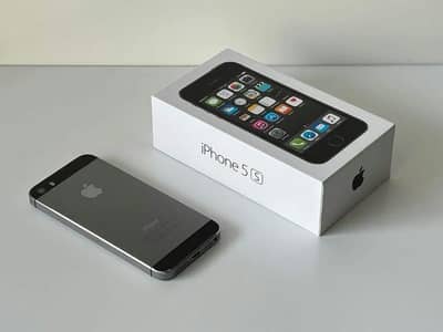iphone 5S 64GB full box Whatsapp no 03246107725