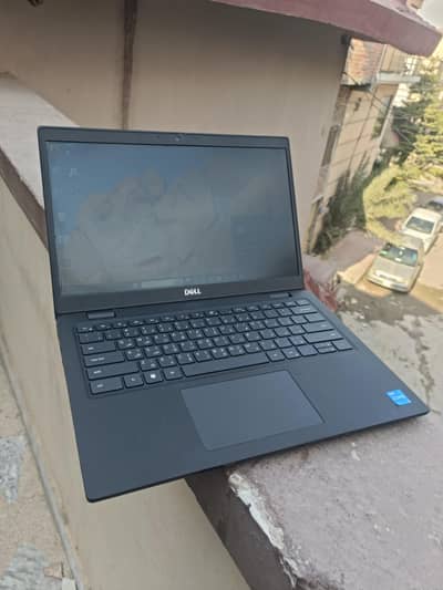 Dell core i5 11th generation laptop 8gb ram DDR4 256gb SSD