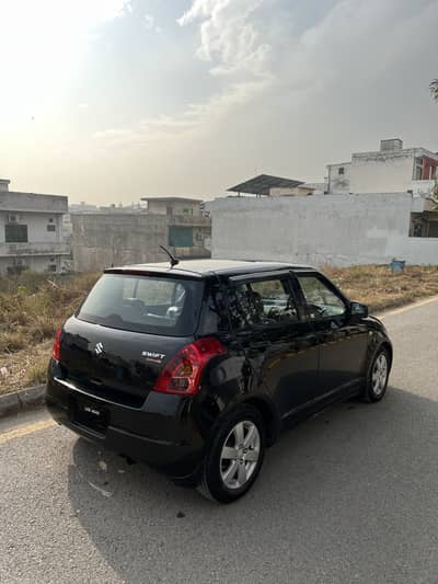 Suzuki Swift 2016 DLX Automatic