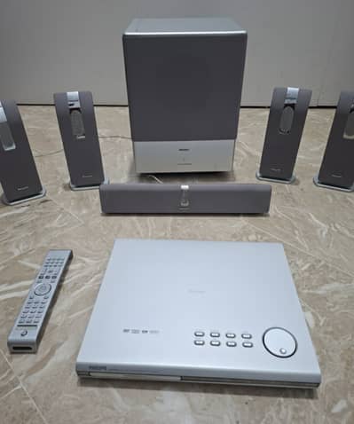 NEW PHILIPS SPEAKERS 7in1 -Home theatre system