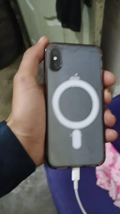 I phone x PTA approved 64 gb all ok ha battery health 83