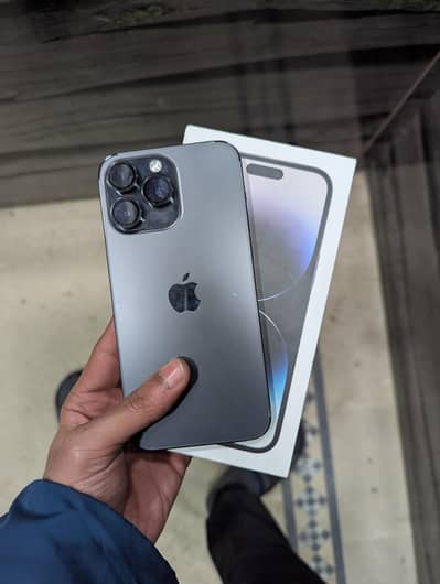 iphone 14 pro max 128 gb jv .   exchange possible with iphone  16 pm