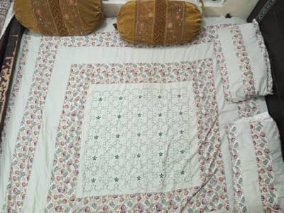 WOODEN BED FIR ONLY 20000 VERY GOOD QUALITY