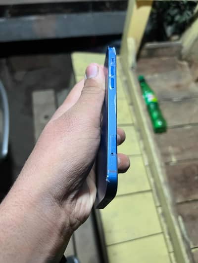 IPHONE 12 64 GB LLA SIM TIME AVALIABLE