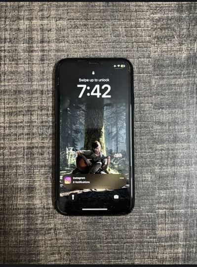 iphone XR jv 64GB 2months sim time