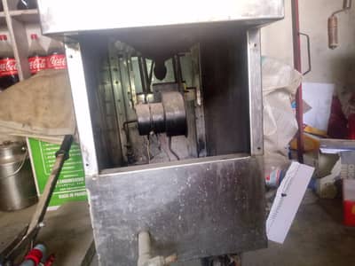 16 litters fryer for sale urgent because need money