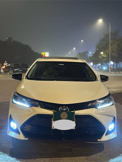 Toyota grande 2024 black room with white