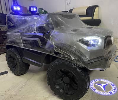 New Electric jeep 4x4 motors full option with box