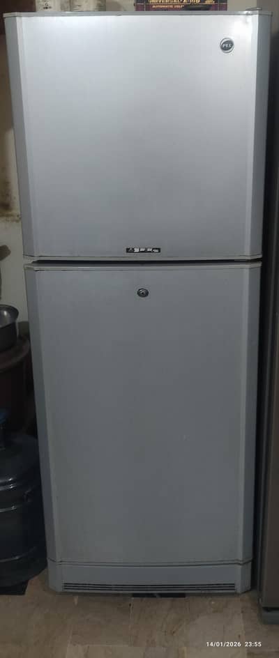 PEL Aspire Behtreen Fridge sastay ma