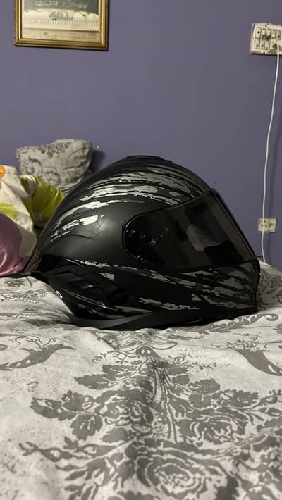 Aadora helmet