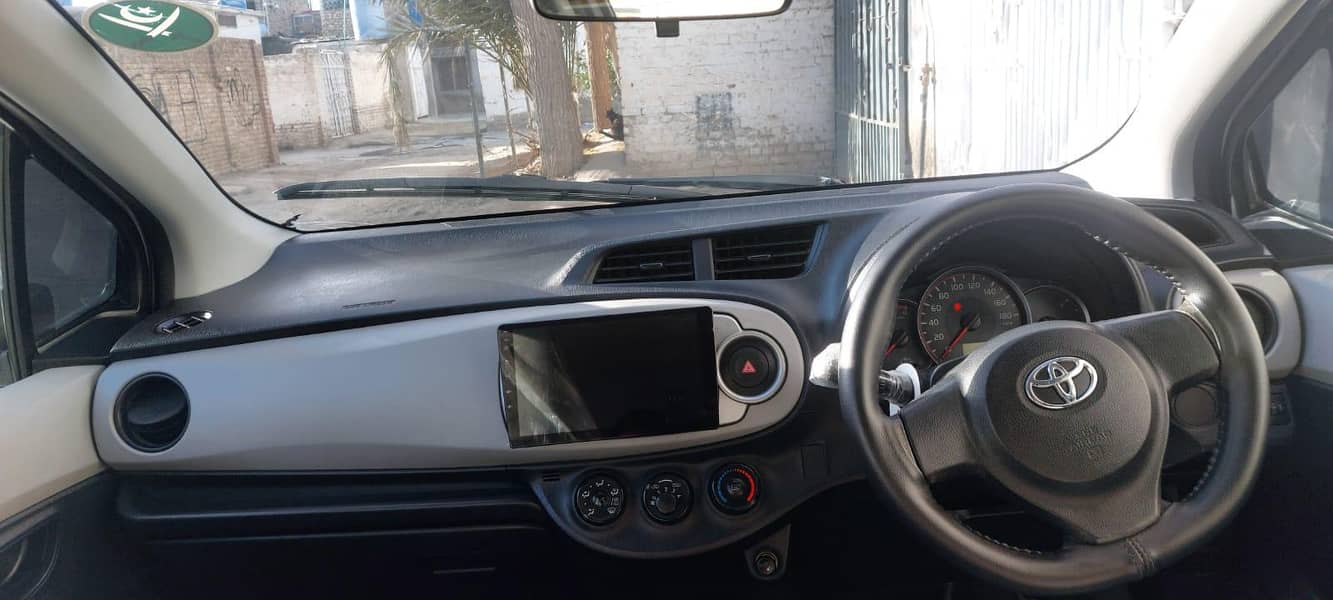 Vitz 2011 Model 1000cc 13