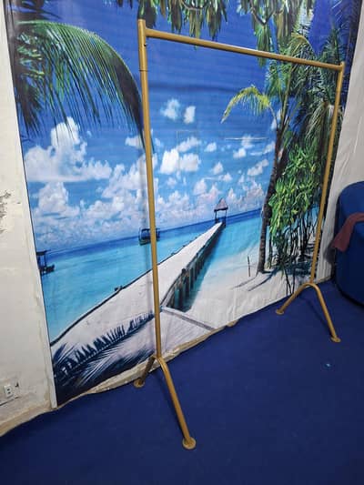 Brand New Cloth Stand for Sale – Shifting ki waja se