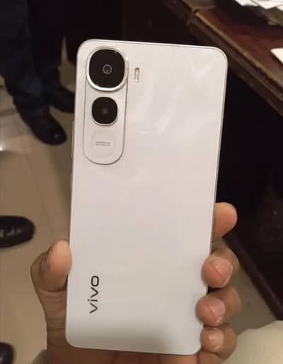 vivo y400