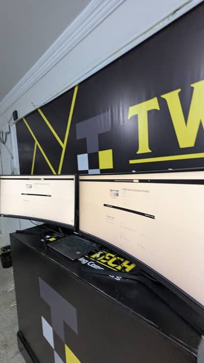 Samsung 34" Curved Ultra-Wide Monitor