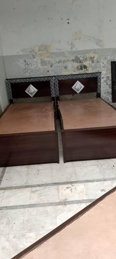 New single bed whole sale price par dastiyab hain