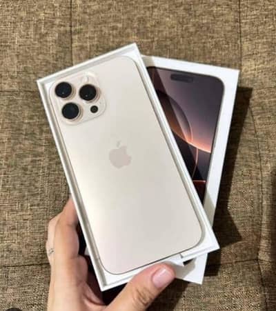 I phone 16 Pro Max Desert Taitinum