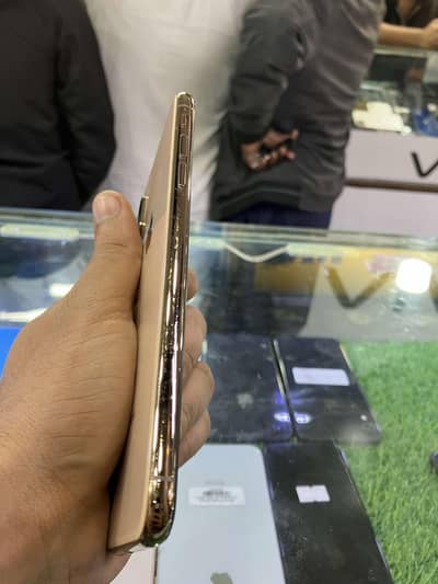 want to sale xs Maxx mdm