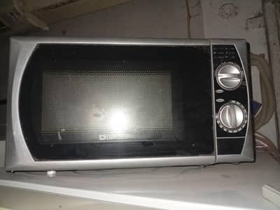 Dawlance microwave oven 2 for sale