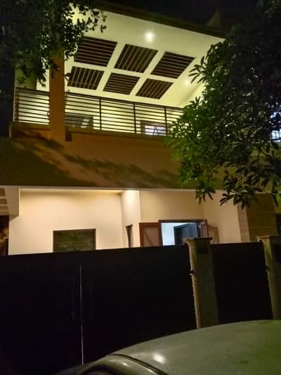 Precinct 1 272sq. y 3 beds fully furnished upper portion available for rent 03135549217