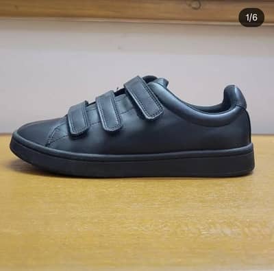 H&M Black Sneakers