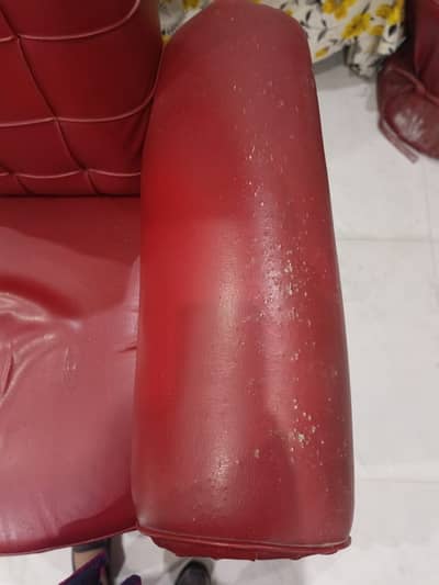 Room chairs red color for sale condition Apk sumna ha