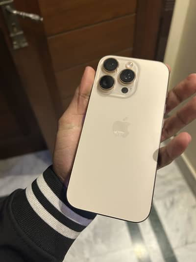 iPhone 16 pro 96% battery lush condition