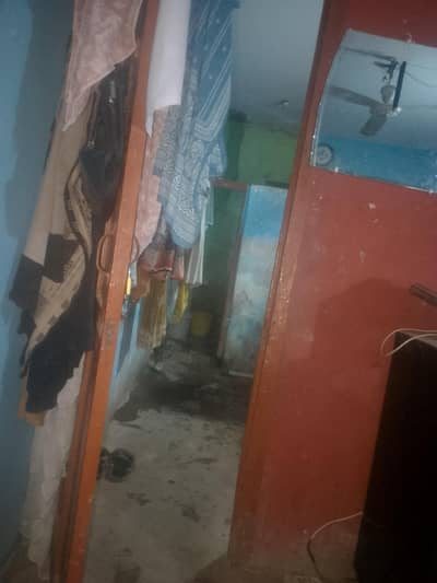 ایک کمرے کا فلیٹ فال سے لوکیشن ٹو پیس فیز ون کراچی