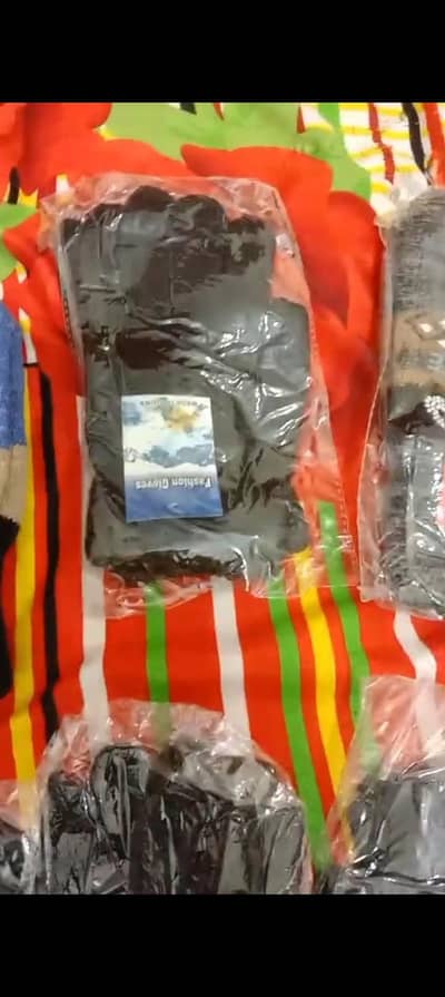 hole sell price may gloves