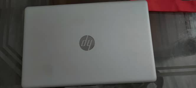 HP AMD Ryzen 5 2500U Laptop for sale