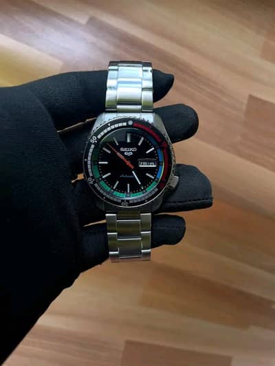 Seiko 5 Sports SRPK13K1 Special Edition