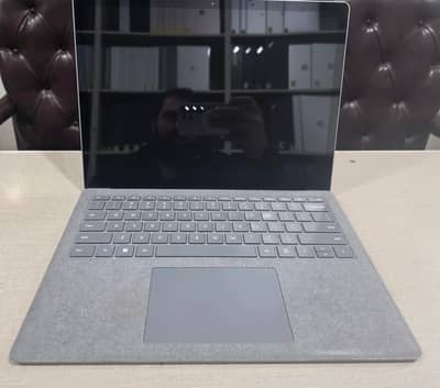 #Surface Laptop 5 – i7 12th Gen / 10 cores