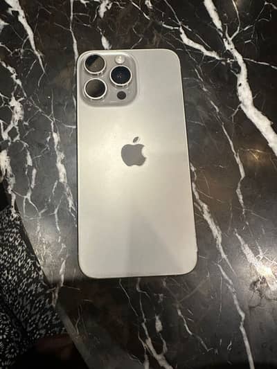 iPhone 15 Pro Max Natural Titanium