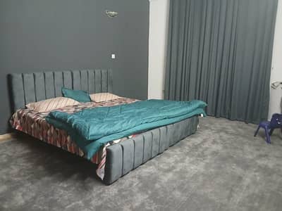 Room Available in Golden Heights F11