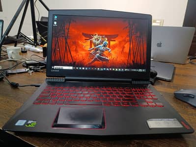 Gaming laptop Lenovo Legion Y520 8gb ddr4, 256 SSD, 500HDD GTX 4gb