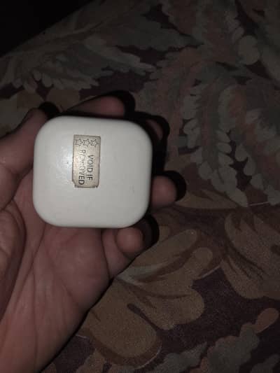 APPLE ORIGINAL 3 PIN 20W ADAPTER