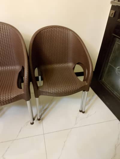 selling 5 plastic chair