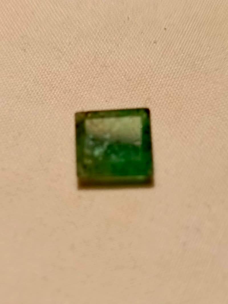 Precious Gemstone 8