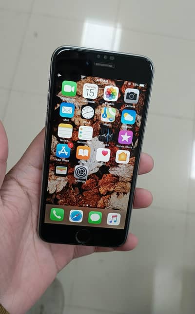 Iphone 6 PTA approved (64GB) finger error