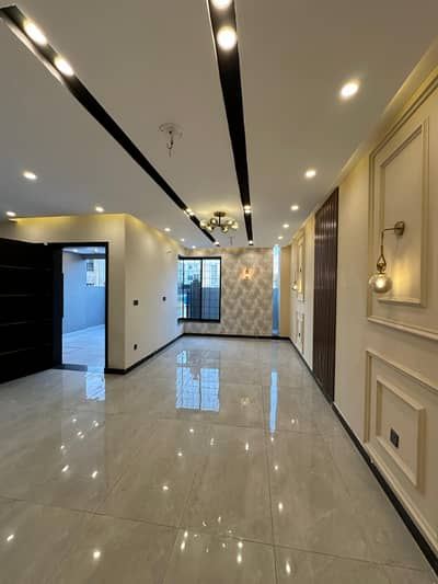 5 Marla House For Rent In M-Block Khayaban e Amin Society Lhr.