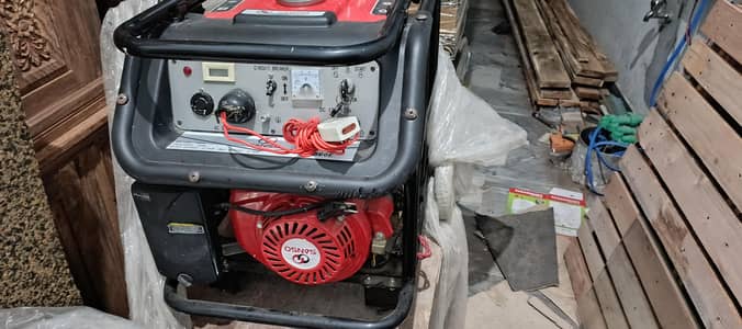 2.8 kw new hy 1 month use